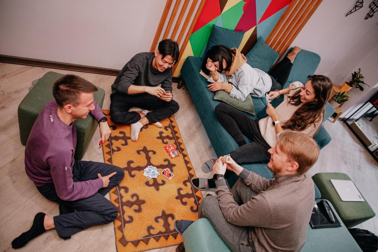 People Hostel Bisjkek Eksteriør bilde