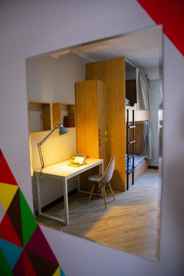 People Hostel Bisjkek Eksteriør bilde